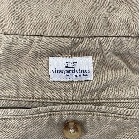 Vineyard Vines Men's Khaki 9" Short Size 30 - Picture 3 of 6